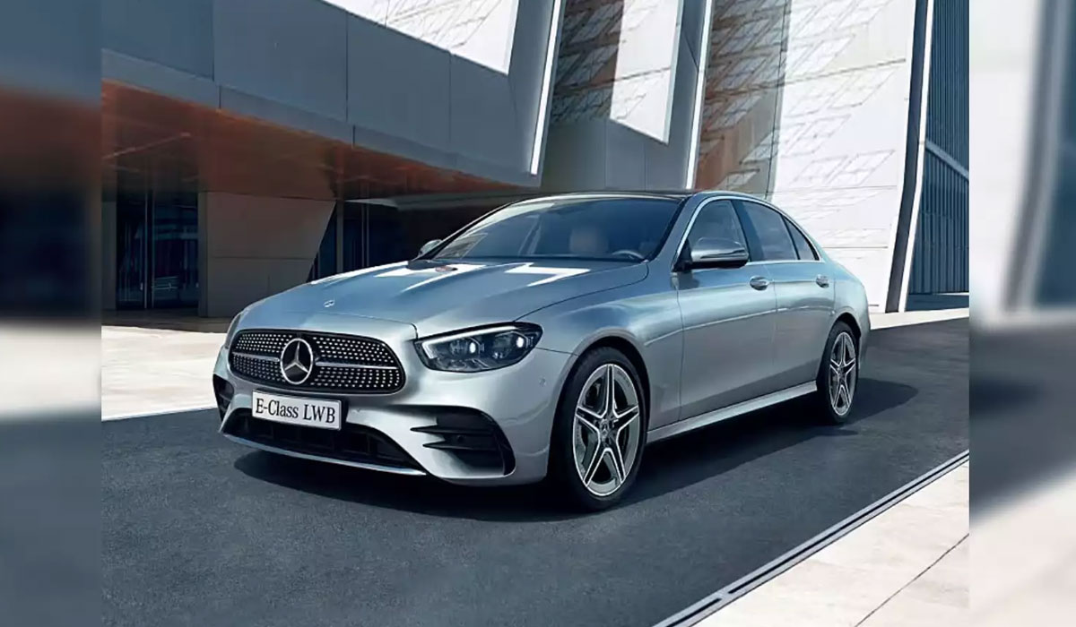 4-seater-e-class-benz-cab-booking-singapore